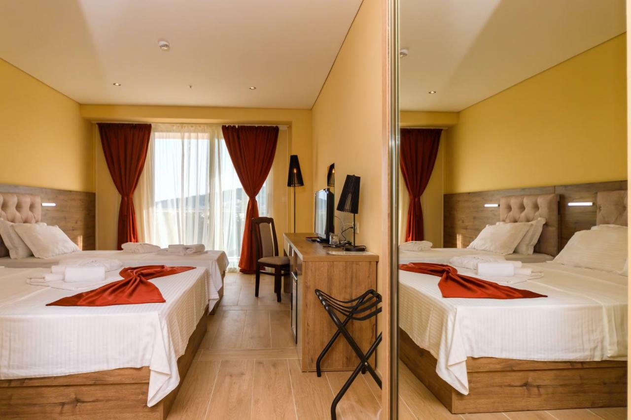 Hotel Franca Ulcinj Extérieur photo