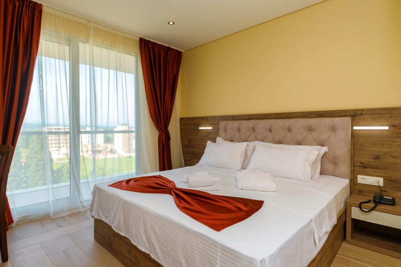 Hotel Franca Ulcinj Extérieur photo